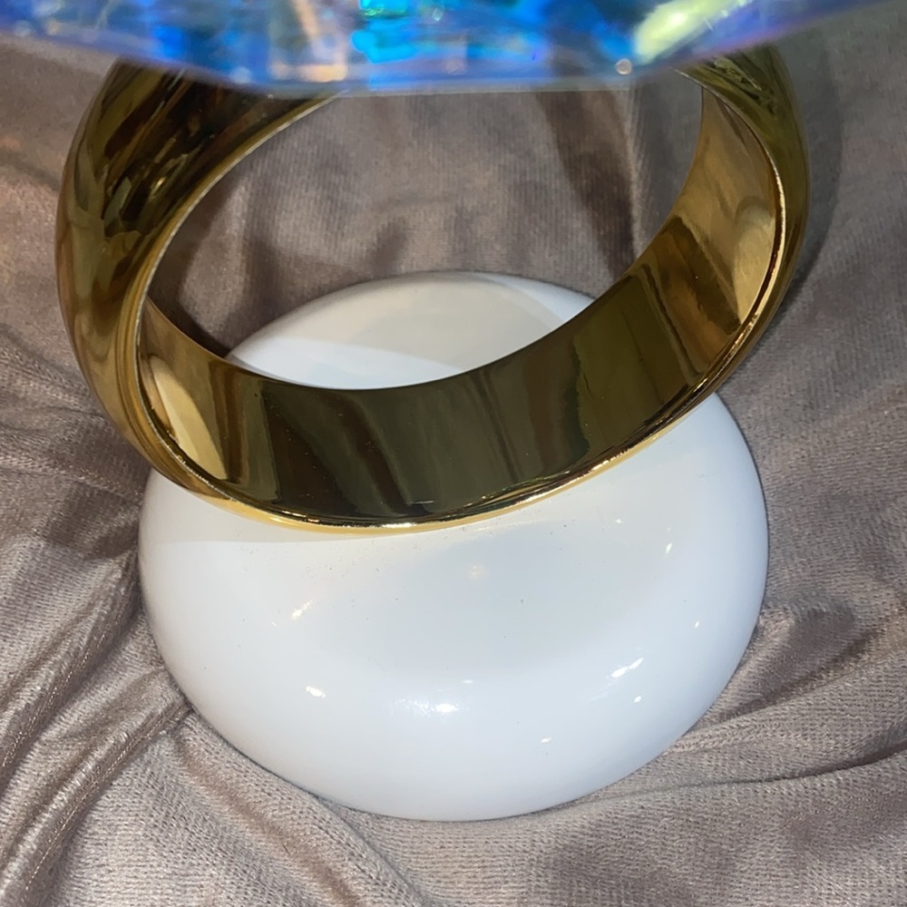 Bath & Body Works Gold and Iridescent Candle Holder - Picture 5 of 7